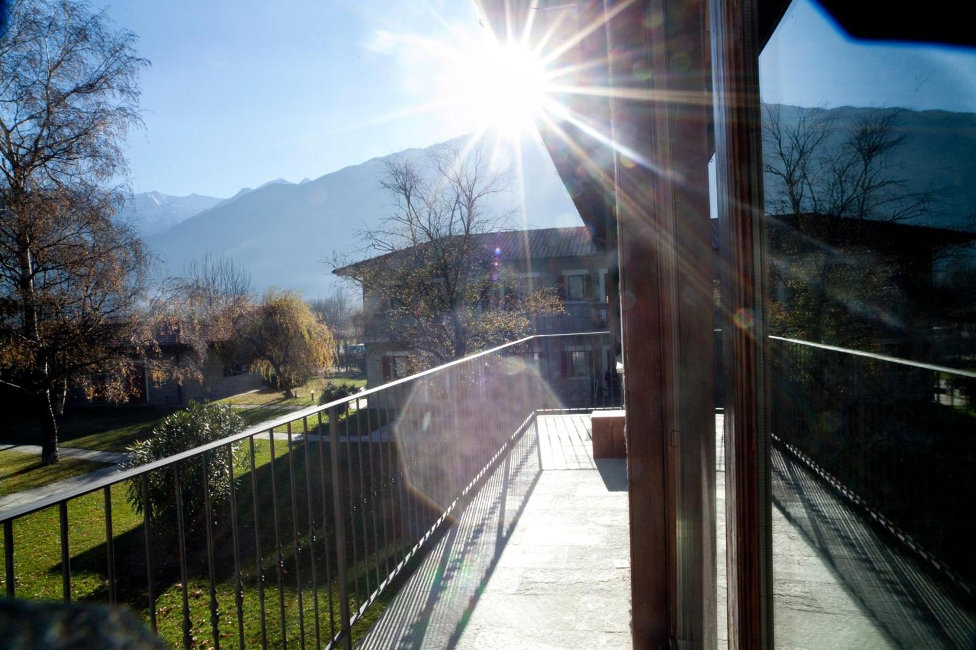 Aparthotel Cascina Borgofrancone Gera Lario Exterior foto