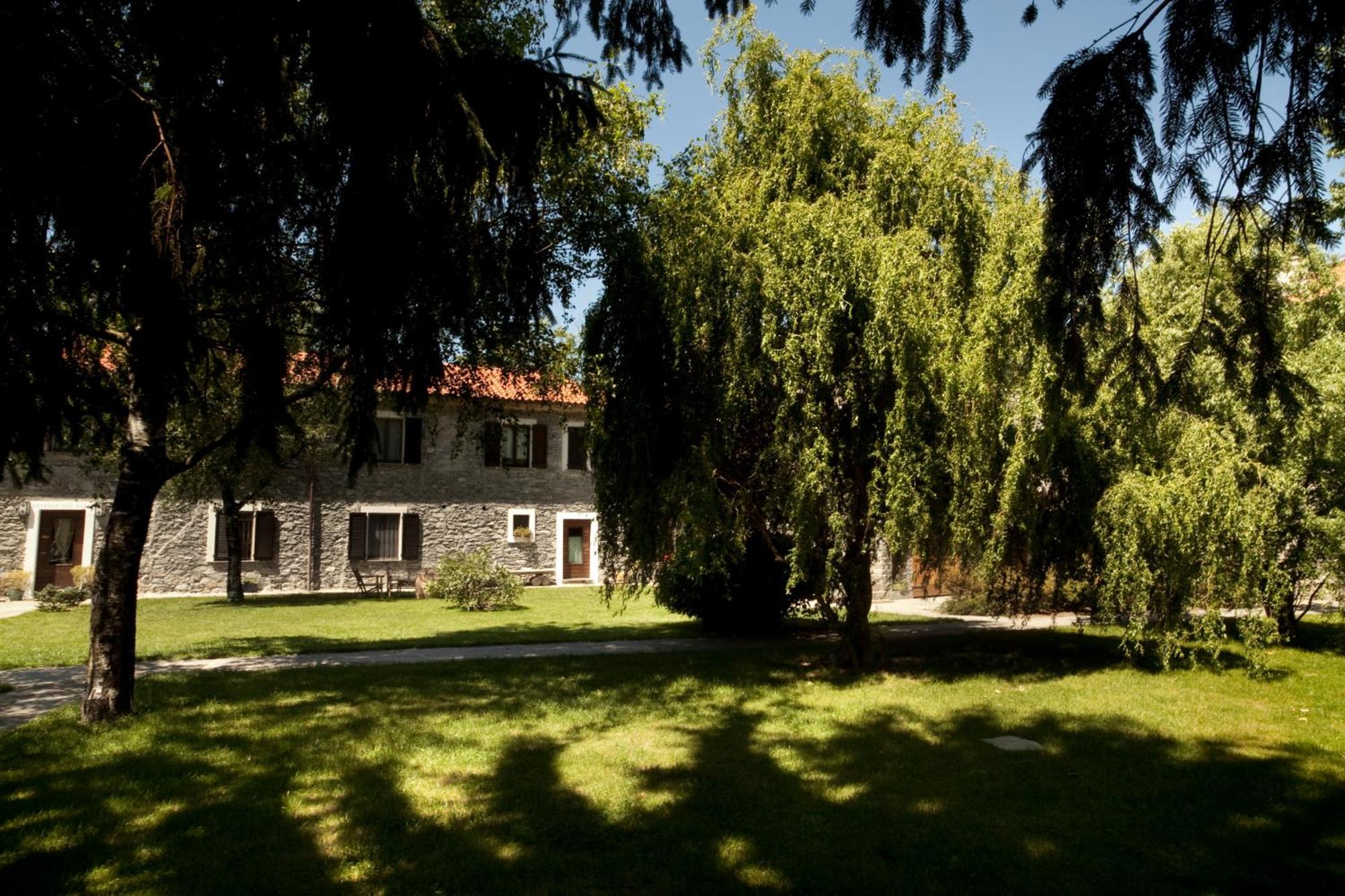 Aparthotel Cascina Borgofrancone Gera Lario Exterior foto